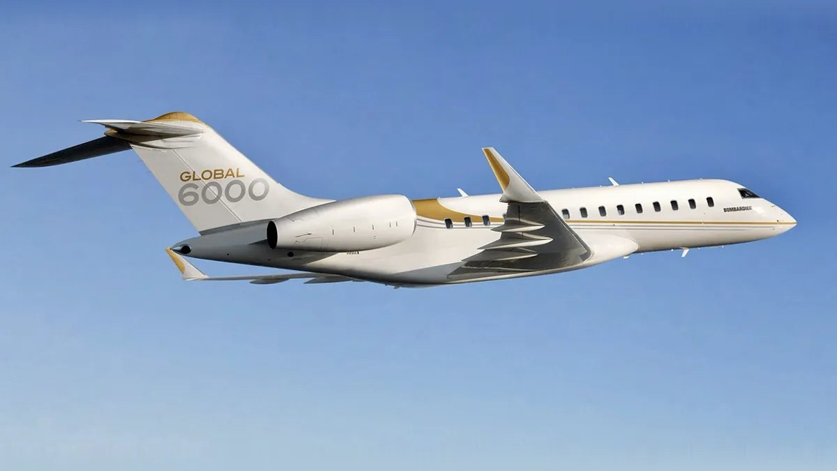 Bombardier Global 6000 in flight